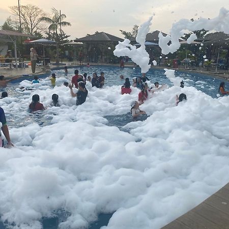 Dna Fun Zone Pekanbaru Exteriér fotografie